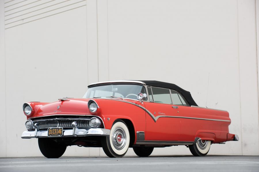  Ford Fairlane Sunliner Convertible 1955 года  (фото 17 из 27)